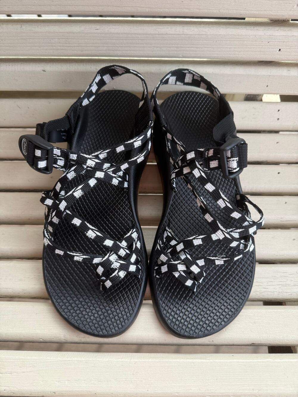 Chaco Women's ZX/2 Classic Sandals Black White sz 9 Cubit Black